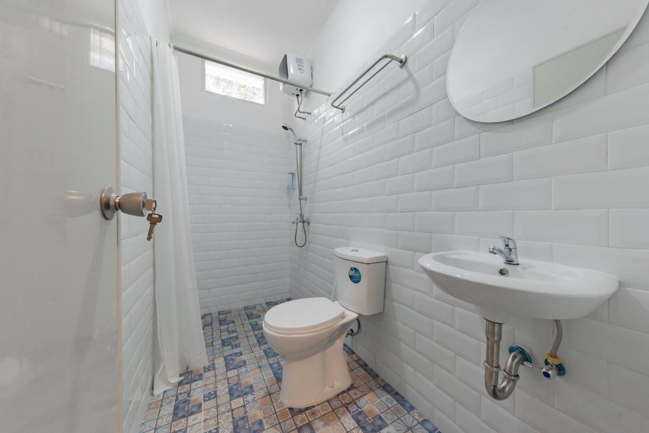 Reddoorz Plus Near Surapati Core Bandung Rum bild