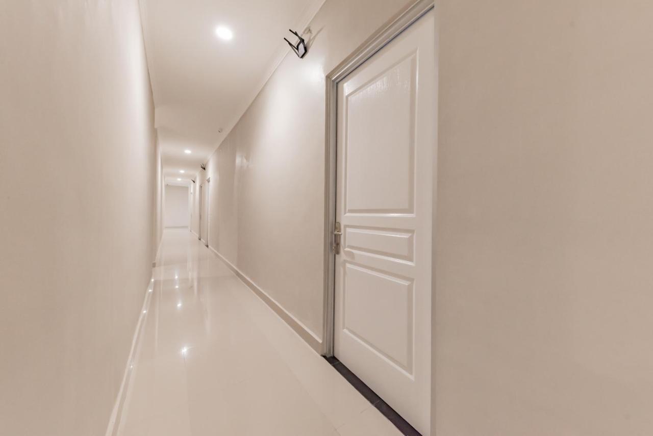 Reddoorz Plus Near Surapati Core Bandung Exteriör bild